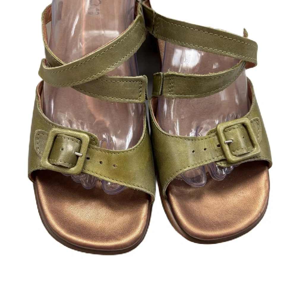 Naot Leather Clog Sandals Size EU 40 US 9 Olive Green Comfort Wedge Buckle Shoes
